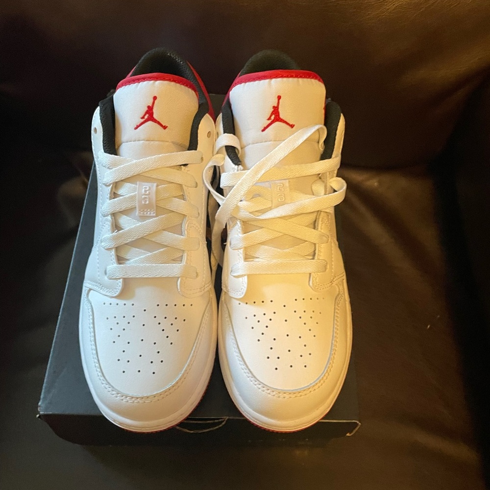 GS Air Jordan 1 brand new black/white/red